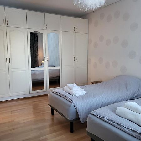 Home Apartment Haukipudas Оулу Екстериор снимка